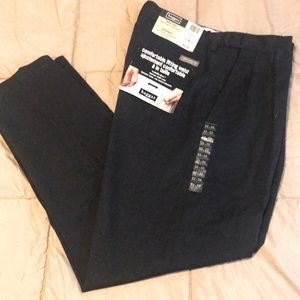 Haggar pleated front pants